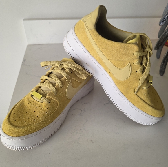 Nike Air Force 1 Womens Size9 - Picture 3 of 5